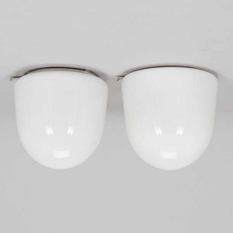 Paavo Tynell, taklampor, ett par, modell 80112-30 Idman 1900-talets mitt.