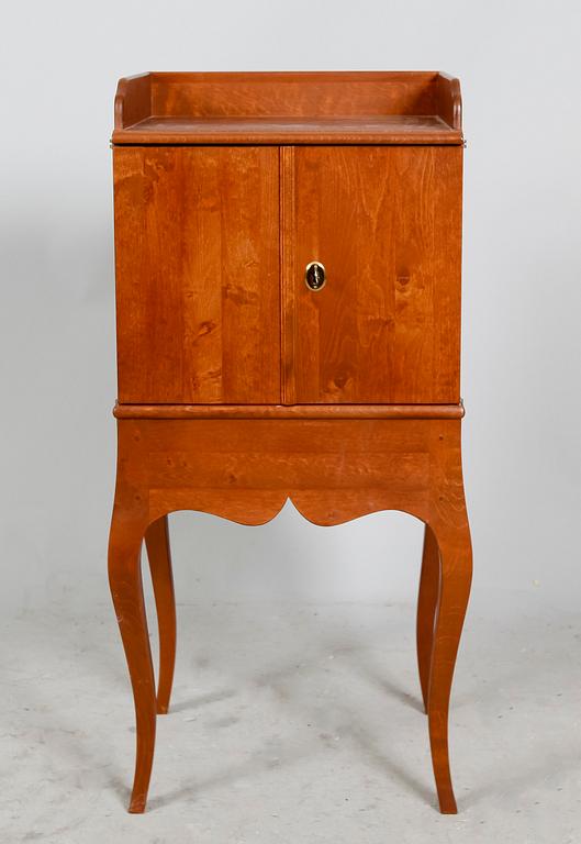 POTTSKÅP, Ikeas 1700-talsserie.