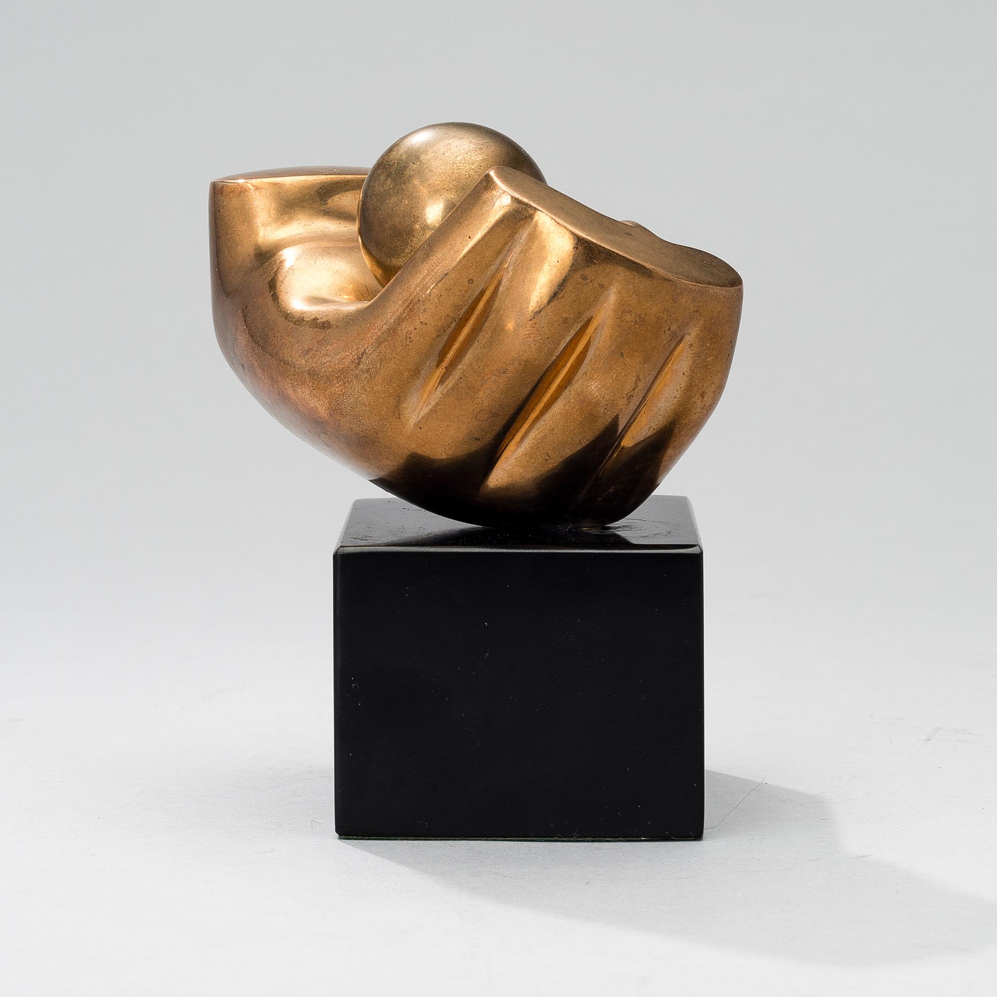 BJÖRN WECKSTRÖM, A BRONZE SCULPTURE, signed B.W. 115.