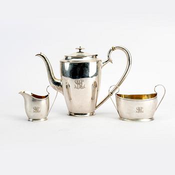 A three-piece silver coffee service by Bernt Erlandsson Kristianstad, Sweden 1913. Total weight c. 540 grams.