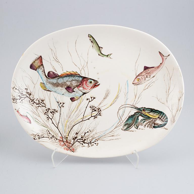 A part 'Fish' earthenware dinner service, Johnson Bros, England (11 pieces).