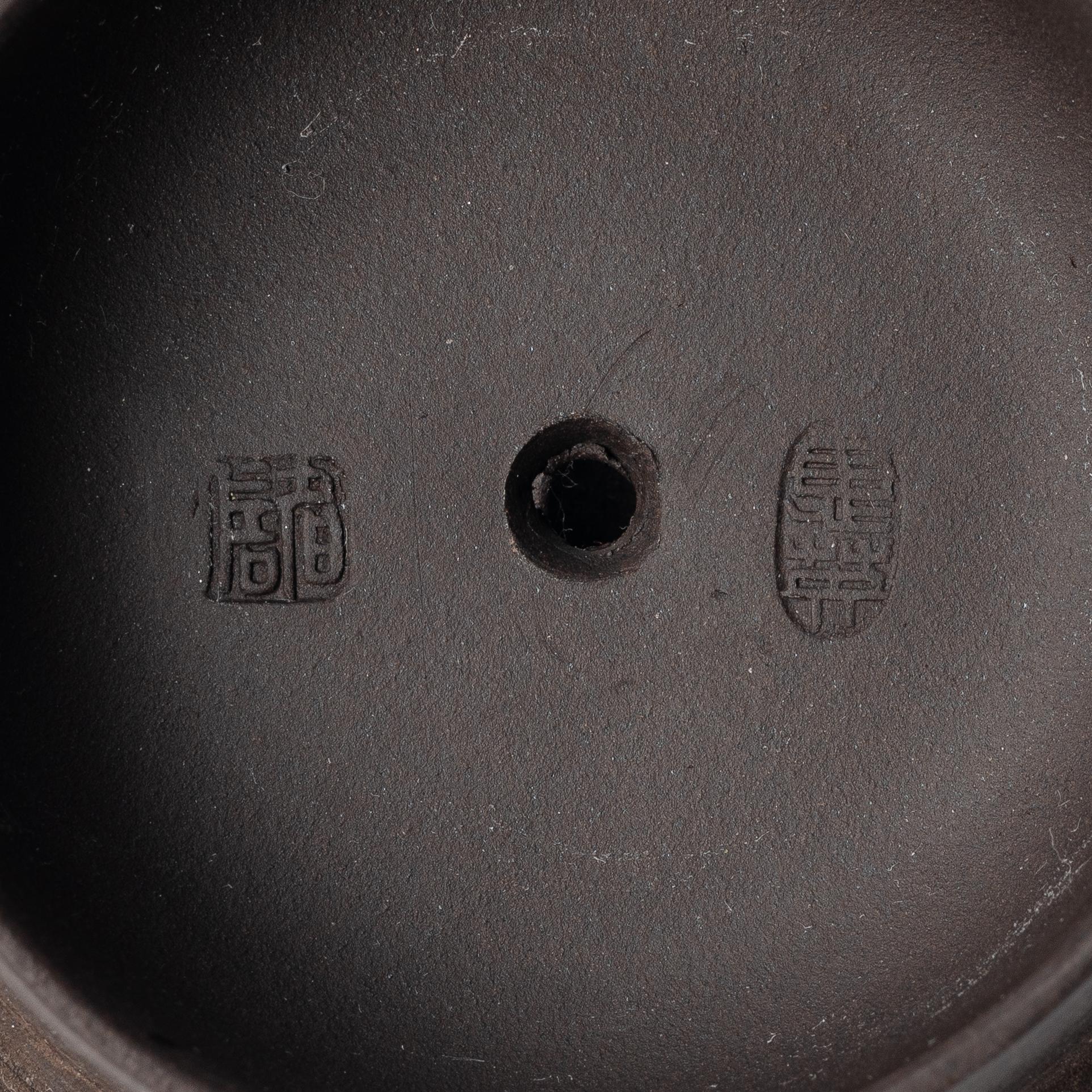 A group of four Chinese brown yixing teapots, 1980/90s.
