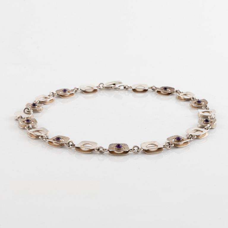 Arvo Saarela, silver and cabochon cut amethyst necklace.