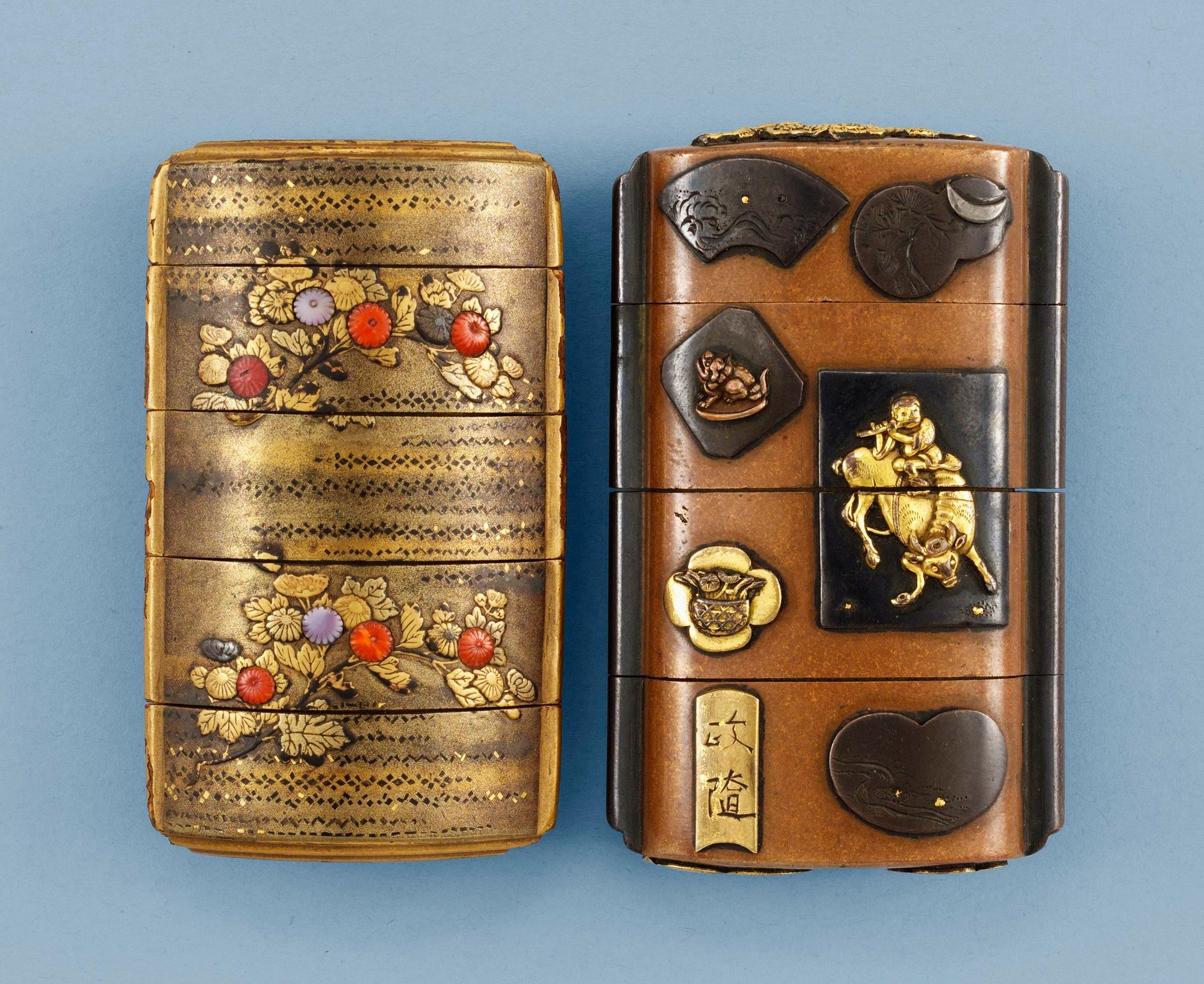 INRO, två stycken, lack och metall. Japan, 1800-talets andra hälft.