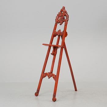 A Rococo style easel, first half of the 20th Century. - Bukowskis