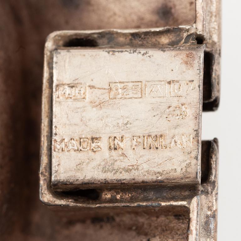 Matti Hyvärinen, armband, sterlingsilver, Sirokoru Oy 1973.