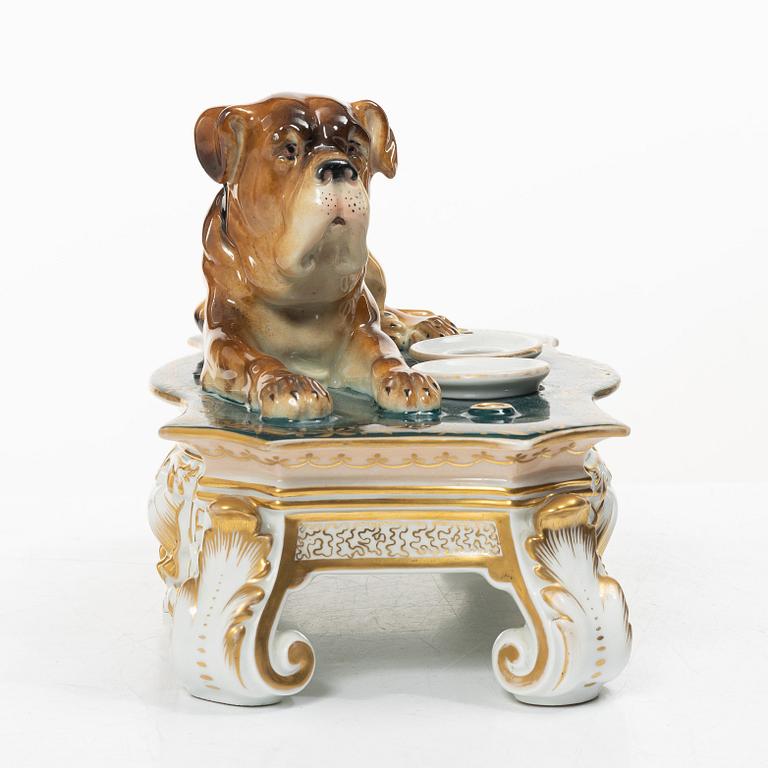 A German Carl Teichert Meissenstadt porcelain desk stand, 1882-1929.