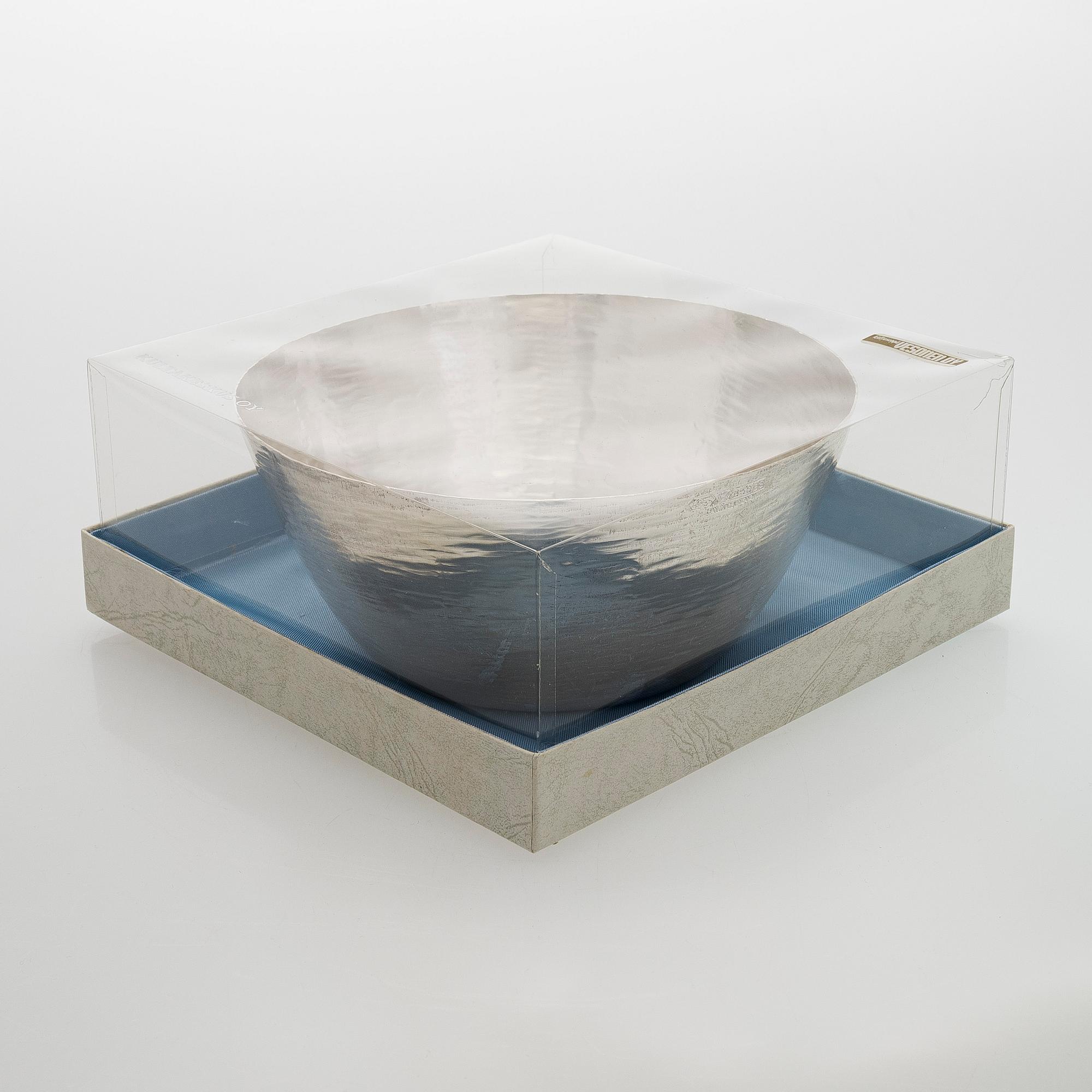 Tapio Wirkkala, A silver bowl, Kultakeskus Hämeenlinna 1979.