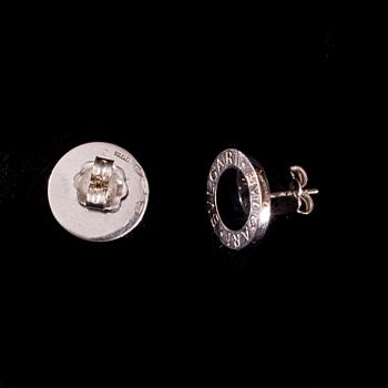 ÖRHÄNGEN, 18K vitguld, onyx. Bvlgari. Vikt 10,3 g.