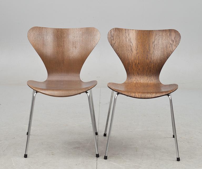 STOLAR, 2 st, "Sjuan", Arne Jacobsen, Fritz Hansen.