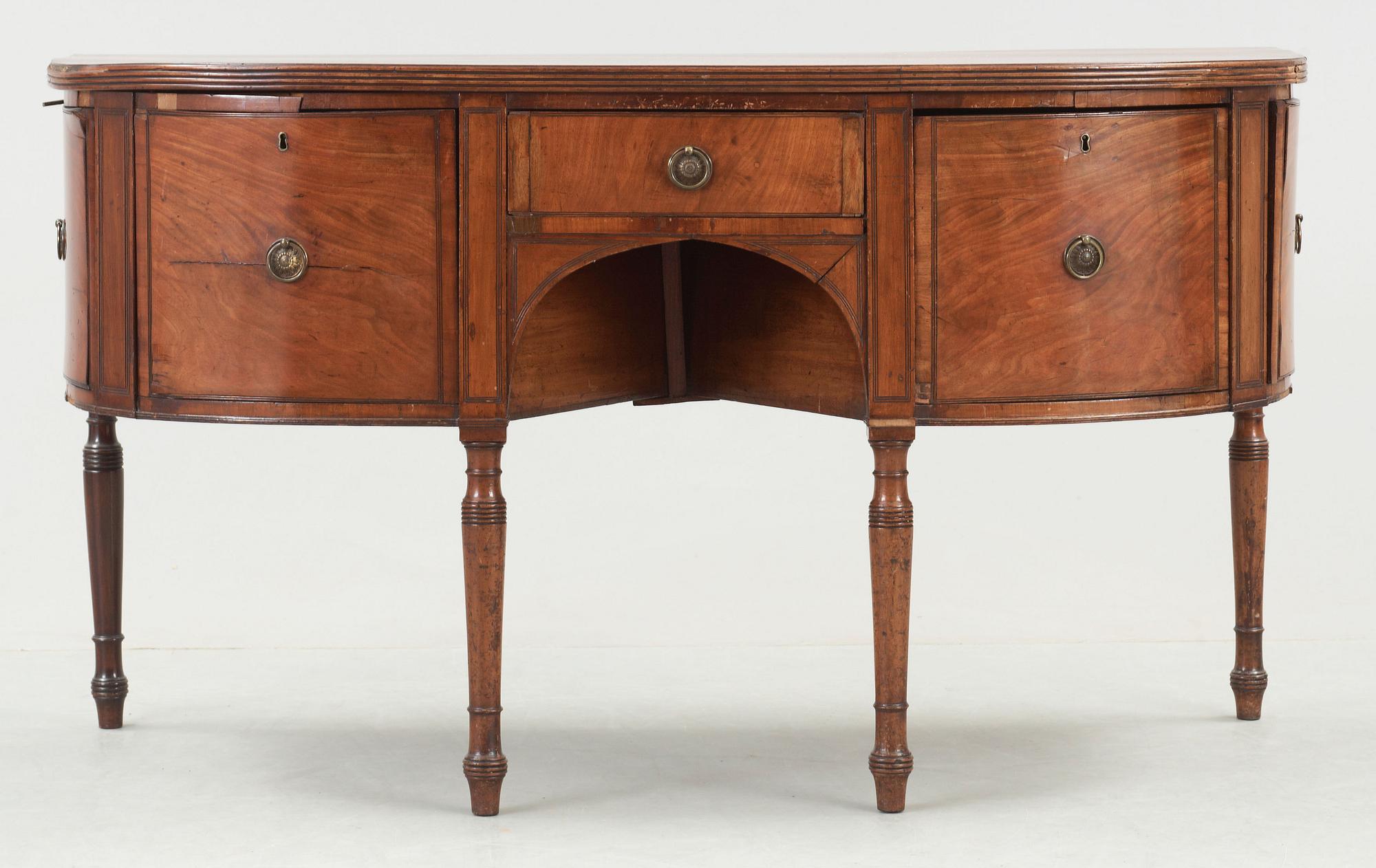 SIDEBOARD, England, 1900-talets början.