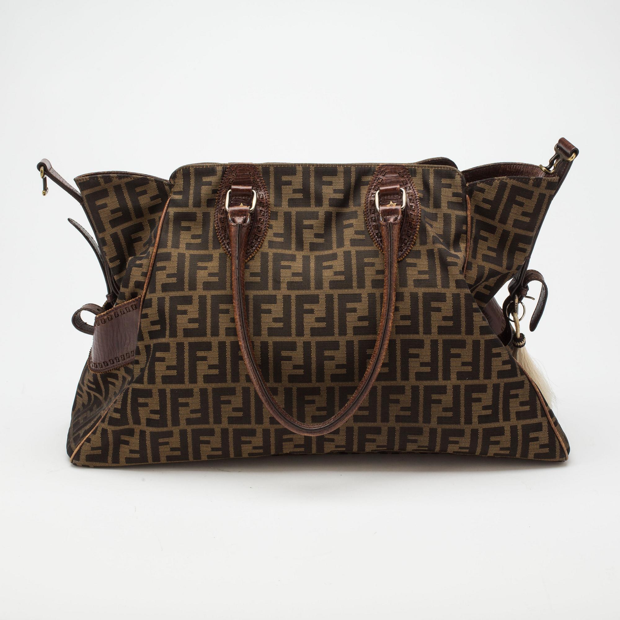 HANDVÄSKA, Fendi.