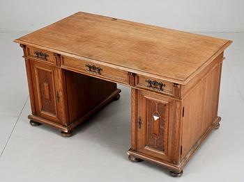 SKRIVBORD, nyrenässans, 1900-talets början.