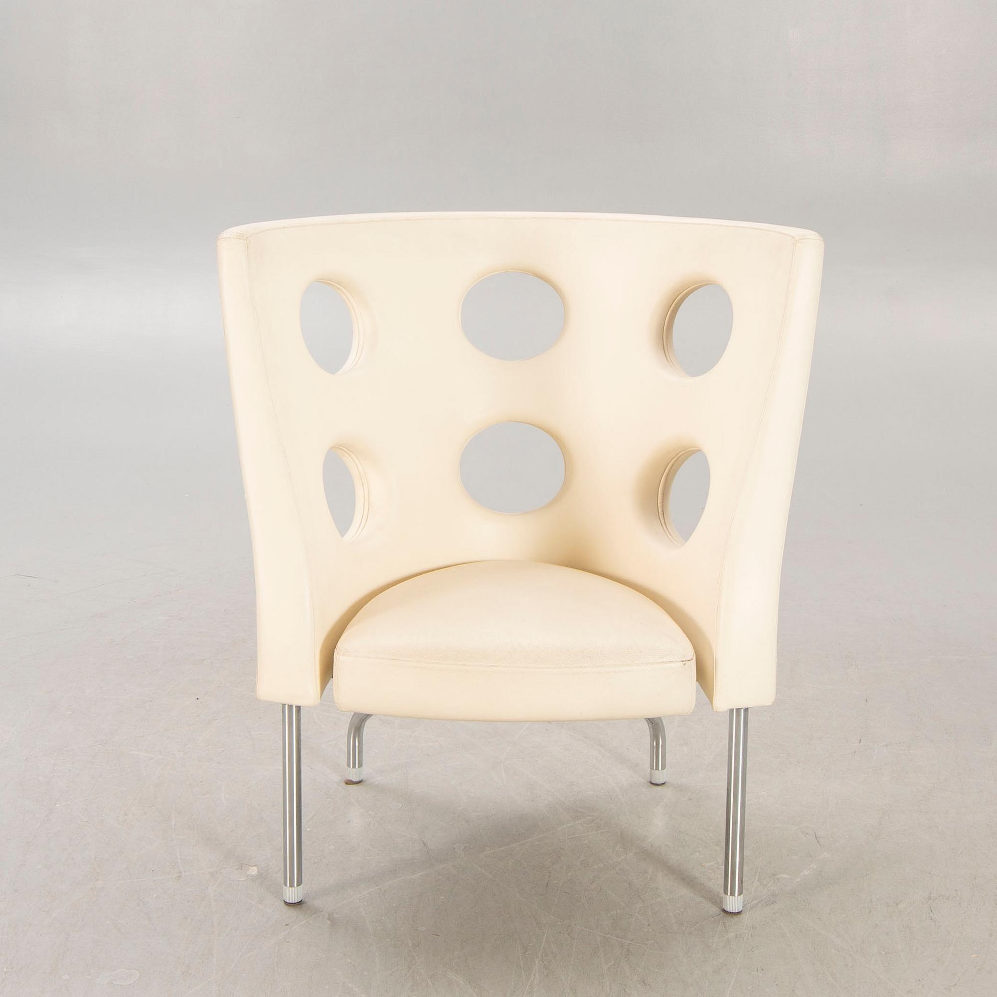 Paolo Rizzatto, A "Monoflexus" chrome and leather easy chair for Alias  later part of the 20th century.