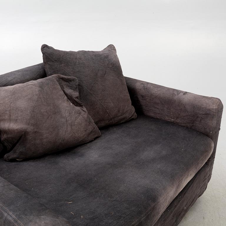 Soffa, Belleville loveseat Newlin, Artilleriet, 2000-tal.