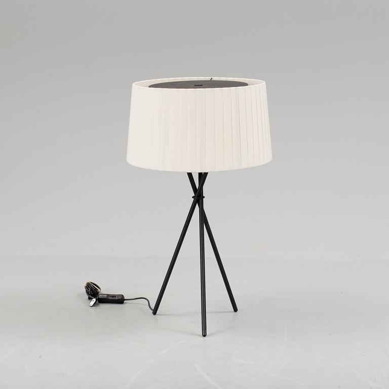 TABLE LAMP, "Tripode G6", Santa & Cole.