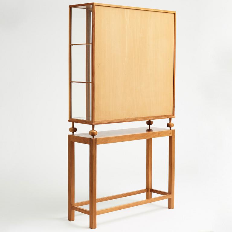 Josef Frank, a mahogany showcase cabinet, Svenskt Tenn, model nr 2077.