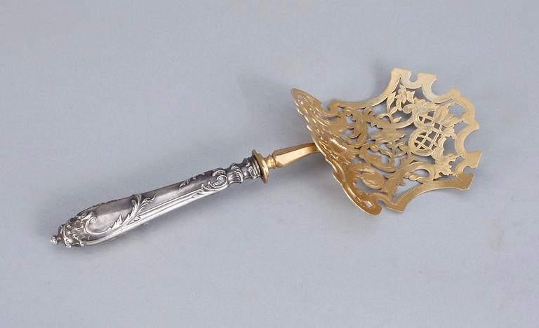 UPPLÄGGNINGSSPADE, silver 800/1000, nyrokoko, Franz Mosgau, Berlin, 1800-talets andra hälft.