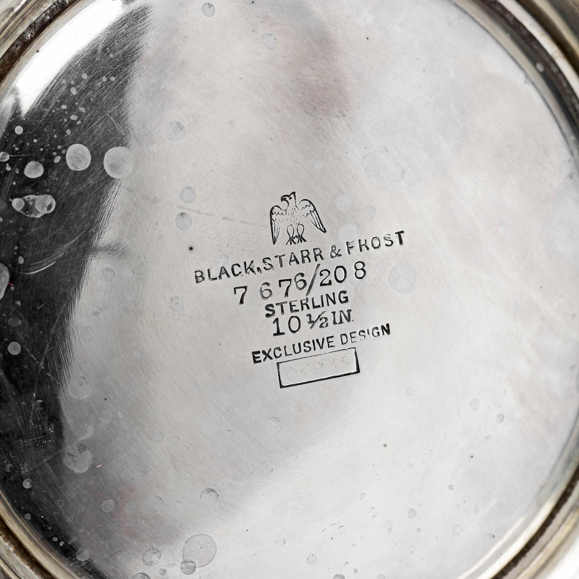 KAKFAT, sterlingsilver, Black, Starr & Frost, troligen 1900-talets första hälft. Vikt ca 400 gram.