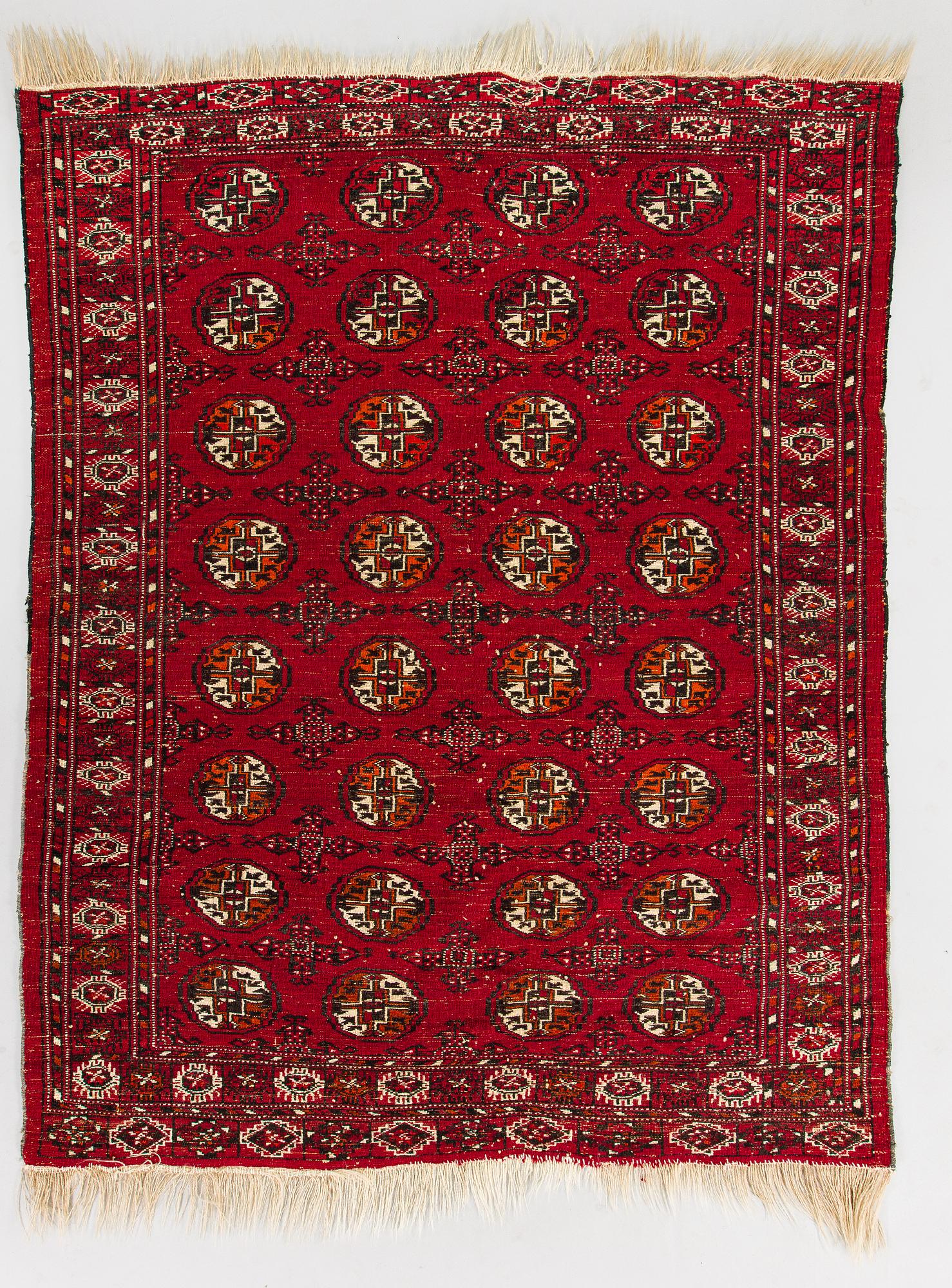 Matta, Tekke, Turkmen, semaintik, ca 144 x 114 cm.