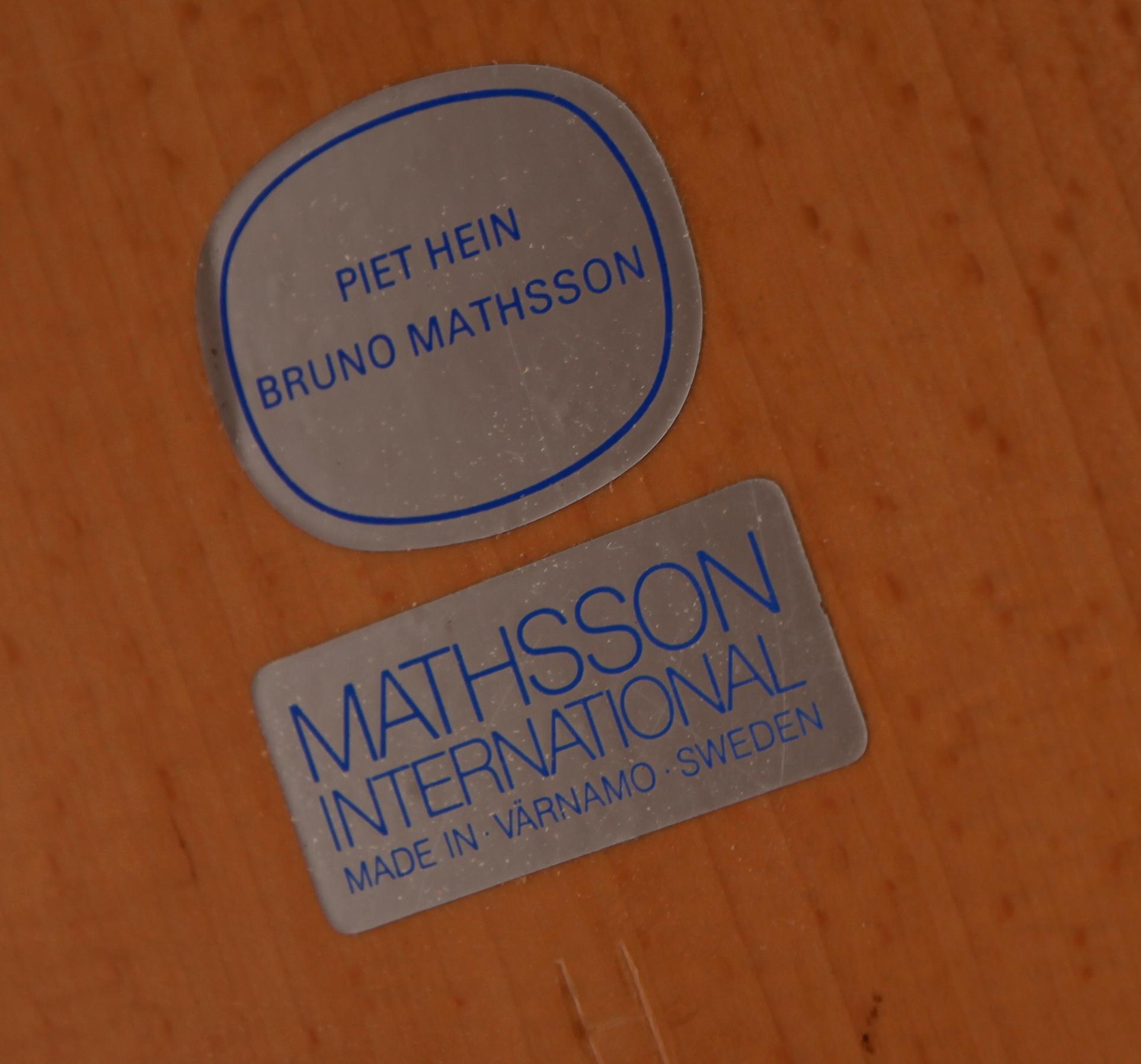 BORD, "Superellips", Piet Hein och Bruno Mathsson, Mathsson International, Värnamo.