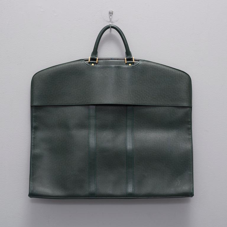 Taiga Epicea Housse Bering, Louis Vuitton.