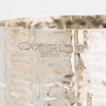 Tapio Wirkkala, kaadin, hopea (916), Kultakeskus, Hämeenlinna 1968.