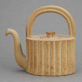 TEKANNA, stengods, Signe Persson-Melin, signerad och daterad 06.