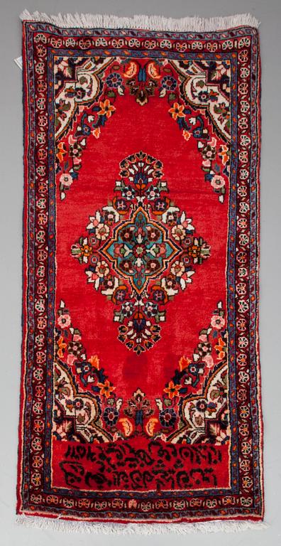 MATTA, Sarouk, old, ca 130x64 cm.