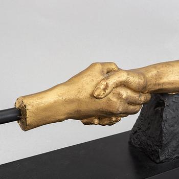 Carl Fredrik Reuterswärd, skulptur, patinerad brons, signerad och numrerad 36/69. Gjutarstämpel Fonderia M Italy.
