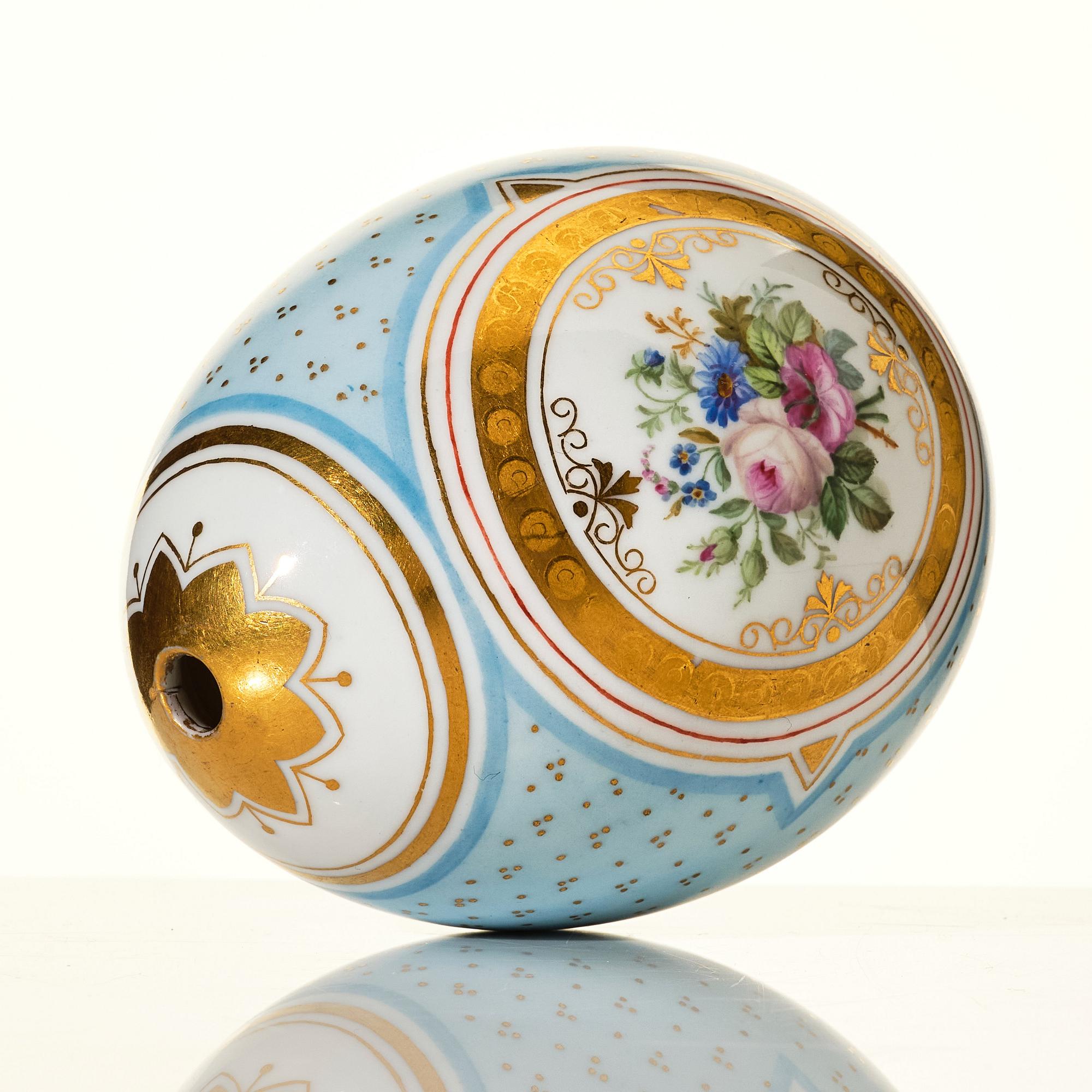 A Russian porcelain Easter Egg, 19th Century, presumably Imperial porcelain factory, St Petersburg.