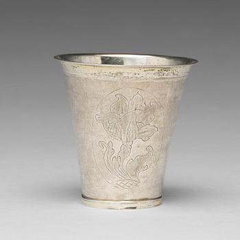 252. A Swedish 18th century silver beaker, mark of Casimir Friedrich Meidt, Karlskrona 1729.