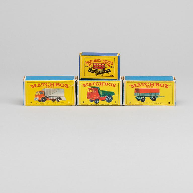 LESNEY MATCHBOX SERIES, 4 st, bland annat Muir Hill Dumper RW 02C-1.