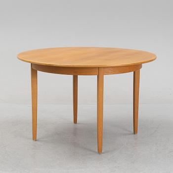 Carl Malmsten, an oak dining table, second half of the 20th century.