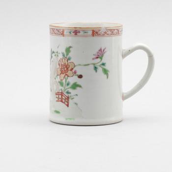 MUGG, porslin, Kina, Qianlong 1736-1795.