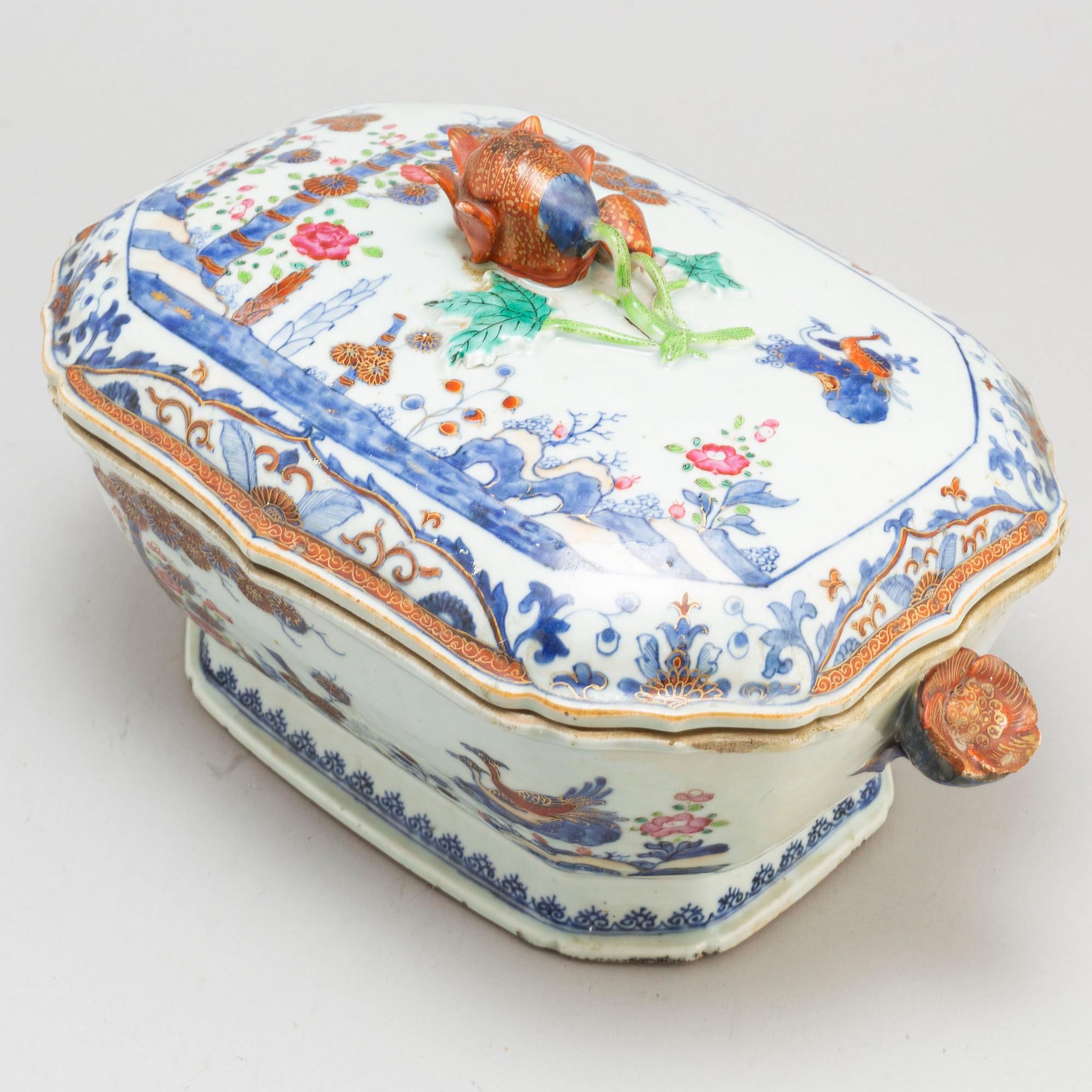 A famille rose tureen with cover, Qing dynasty, Qianlong (1736-95).