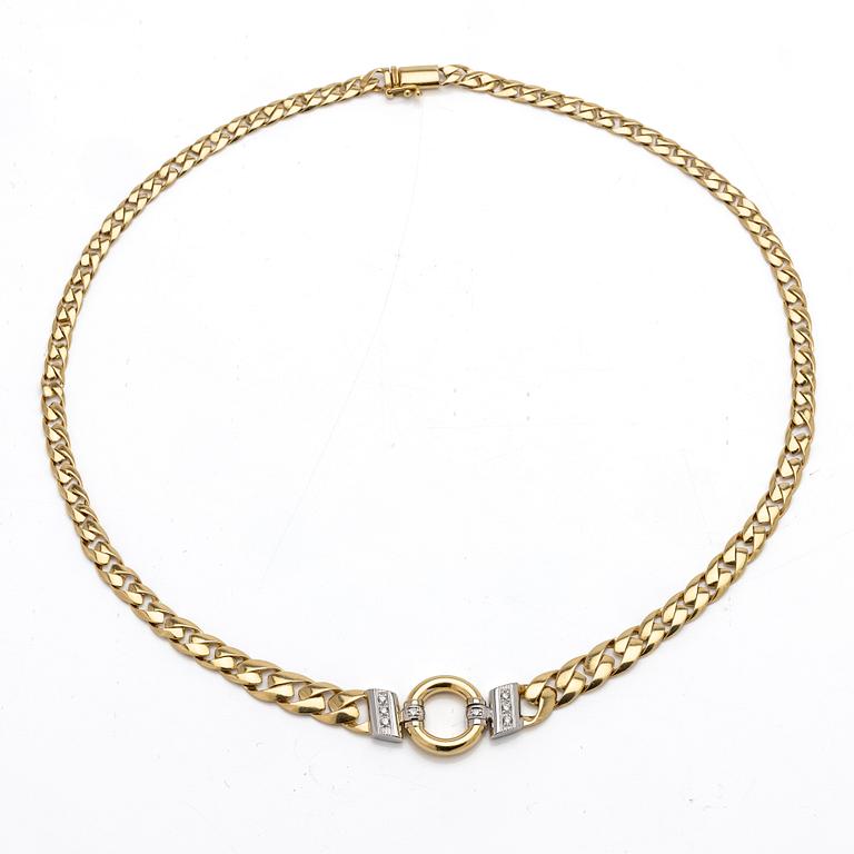 18K gold necklace with diamonds.