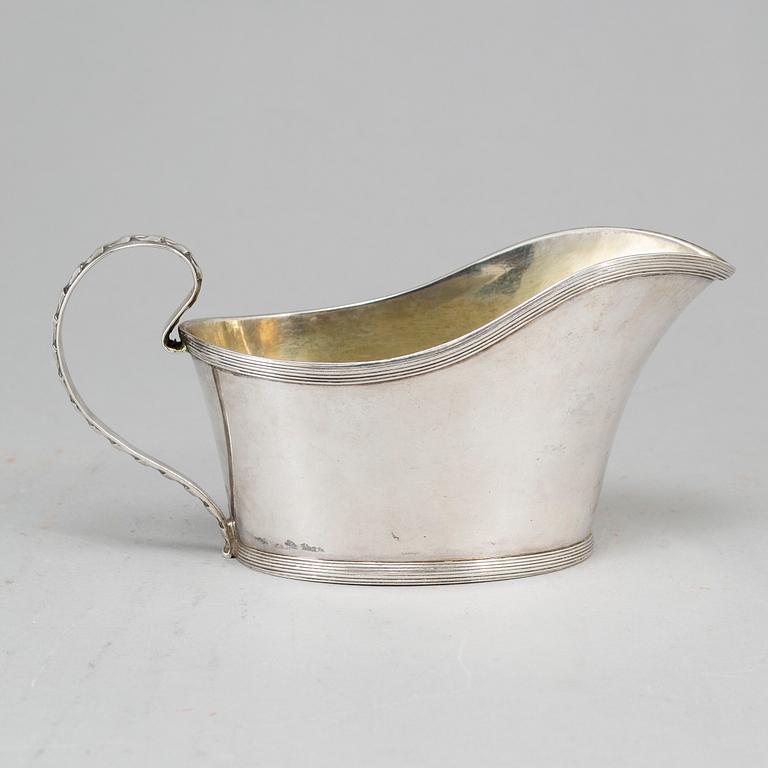 A swedish silver creamer, mark of Lorenz Georg Weis, Norrköping 1810.