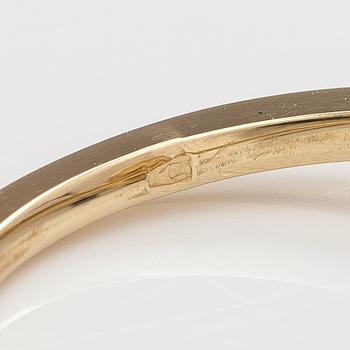 A 14K gold ring with diamonds ca. 1.02 ct in total. AIG certificate.