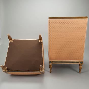 BERGÈRER, ett par, Louis XVI-stil, 1900-tal.