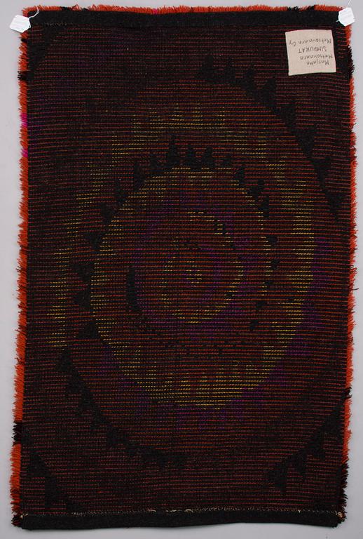 RYA, ylle, "Simpukat" (Snäckorna) Marjatta Metsovaara, Metsovaara oy. Ca 101x162 cm.