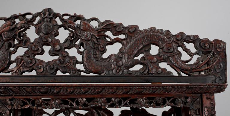 SKÅP, Kina, 1900-talets första hälft.