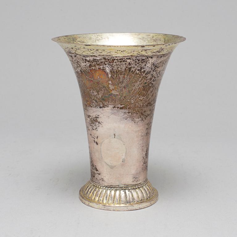 A parcel-gilt silver beaker probably Anders Pihra, Finland (1803-1831).