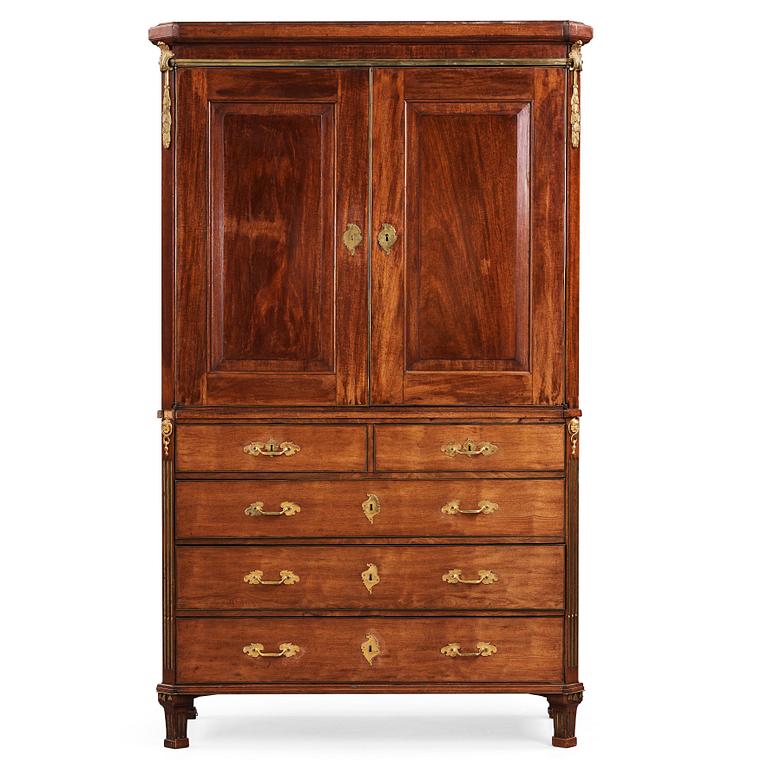 A Gustavian 1780's cupboard.