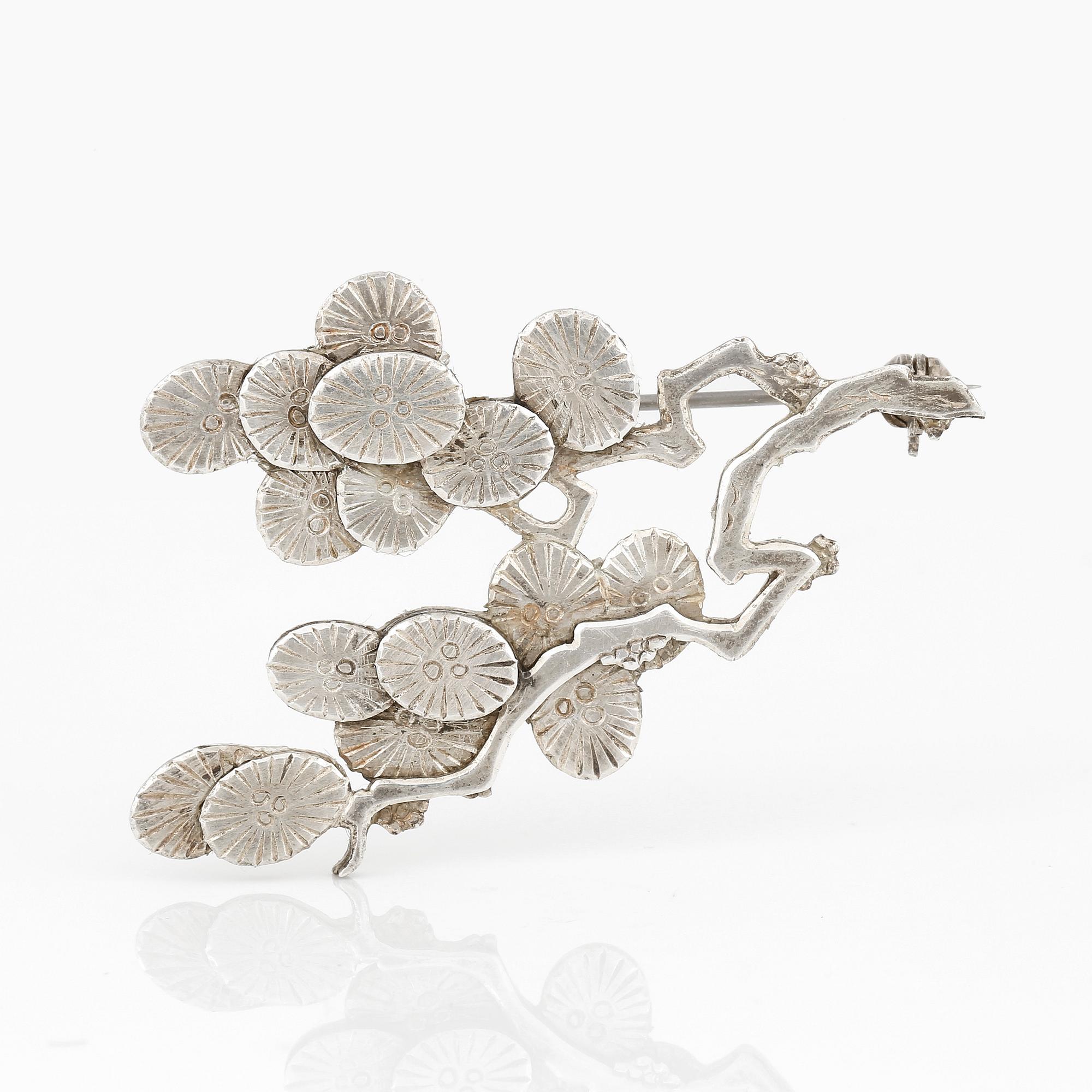 BROSCH, silver, Wiwen Nilsson, Lund, 1958. Vikt ca 12,5g.
