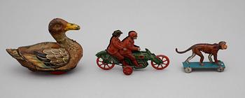 PARTI LEKSAKER, 3 delar, bl a Penny Toys, 1900-tal.