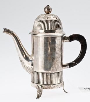 KAFFEKANNA, silver, Stephan Westerstråhle, Stockholm 1798. Vikt 390 gram.