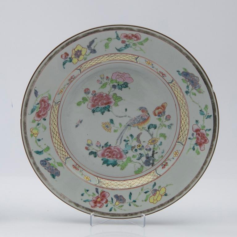 Tallrikar, 4 st, Kina, Qianlong (1736-95).