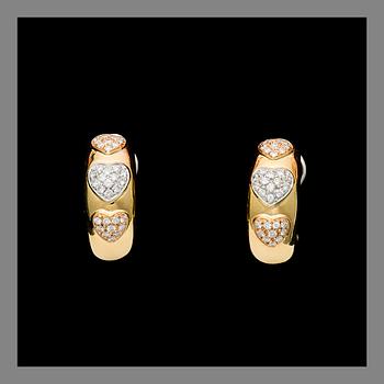 A PAIR OF EARRINGS, Chimento, 18K gold, brilliant cut diamonds. Weight in total c. 13.4 g.