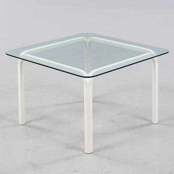 ALVAR AALTO, soffbord, "Y805B", modell formgiven 1946.